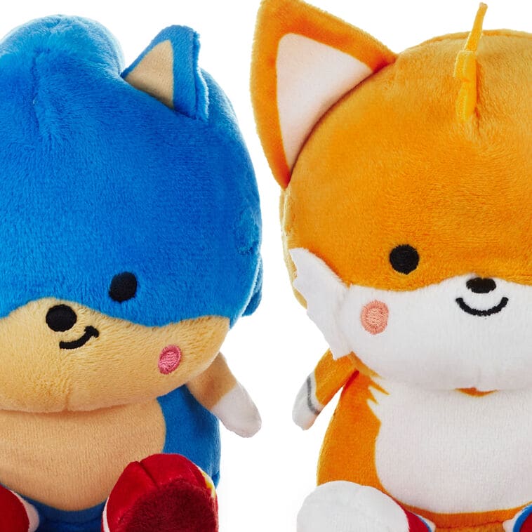 SEGA Sonic the Hedgehog™ and Tails Magnetic Plush Pair, 5.2"