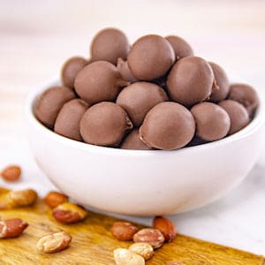 Milk Chocolate Peanuts