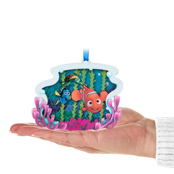 Disney/Pixar Finding Nemo Totally Unforgettable Friends Papercraft Ornament