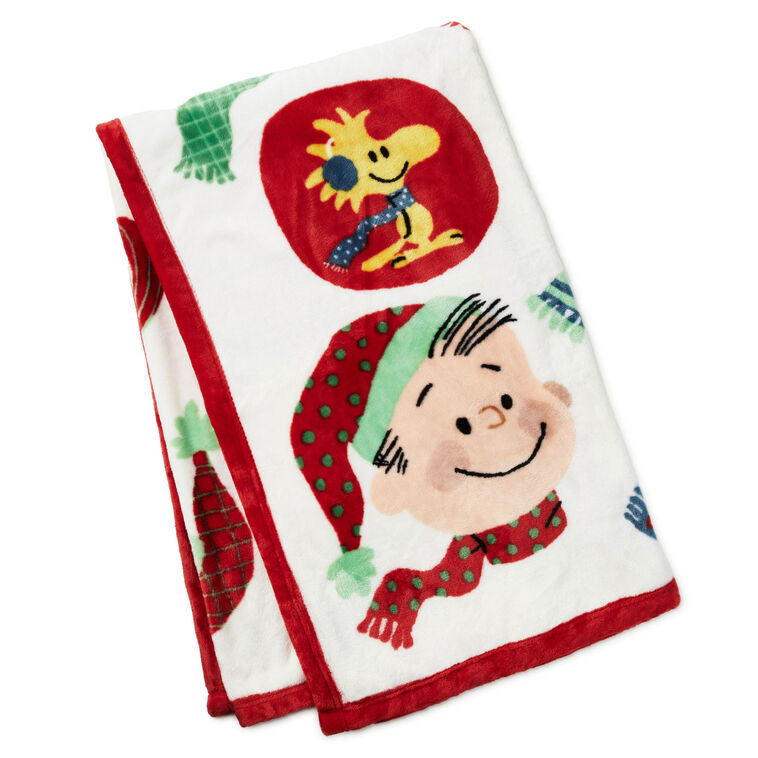 Peanuts Gang Portraits Holiday Throw Blanket, 50x60