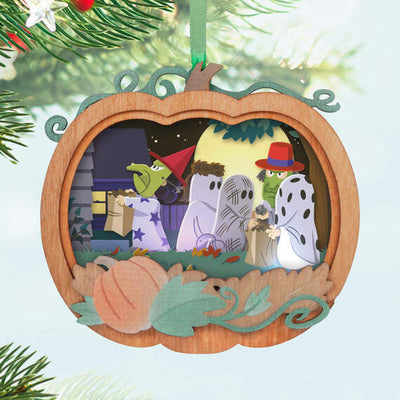 The Peanuts® Gang It's the Great Pumpkin, Charlie Brown Papercraft Ornament With Light