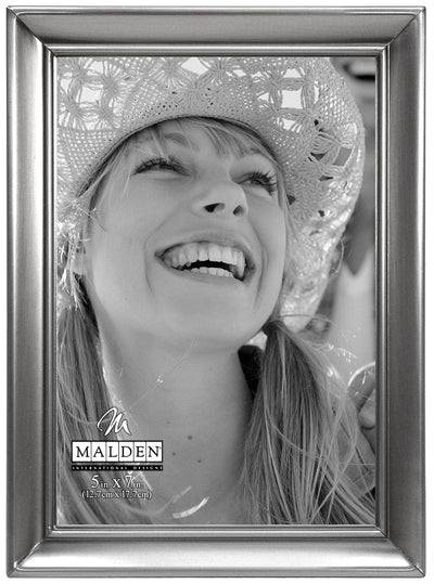 Malden International Designs 4x6 One Great Family Metal Brushed Pewter  Finish Horizontal Inner And Outer Frame Borders (5441-46)